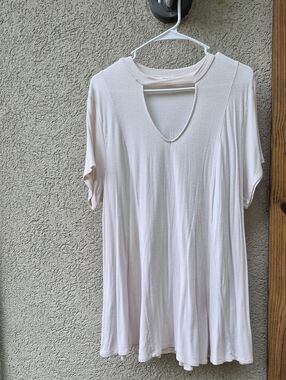 living doll Cream Short Sleeve Cutout Neck Top